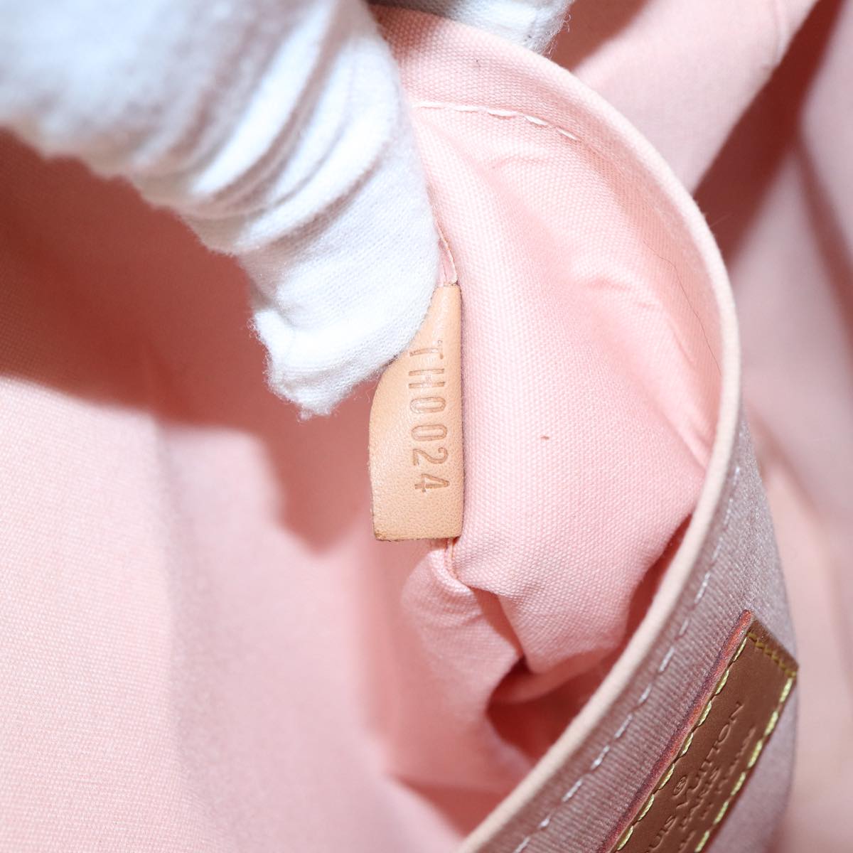 LOUIS VUITTON Vernis Biscayne Bay GM Bag Marshmallow Pink M91284 LV 89195