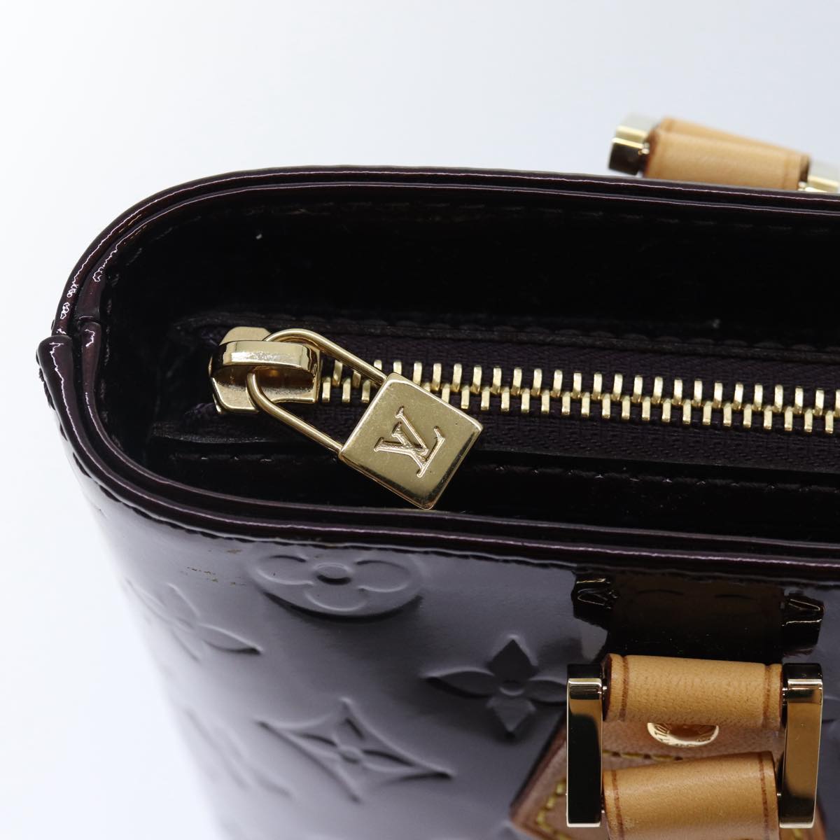 LOUIS VUITTON Monogram Vernis Houston Hand Bag Amarante M91999 LV 89196
