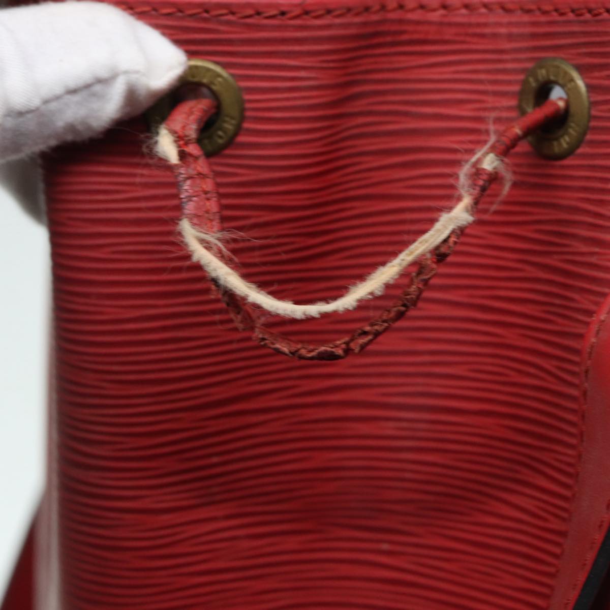 LOUIS VUITTON Epi Noe Shoulder Bag Red M44007 LV 89203