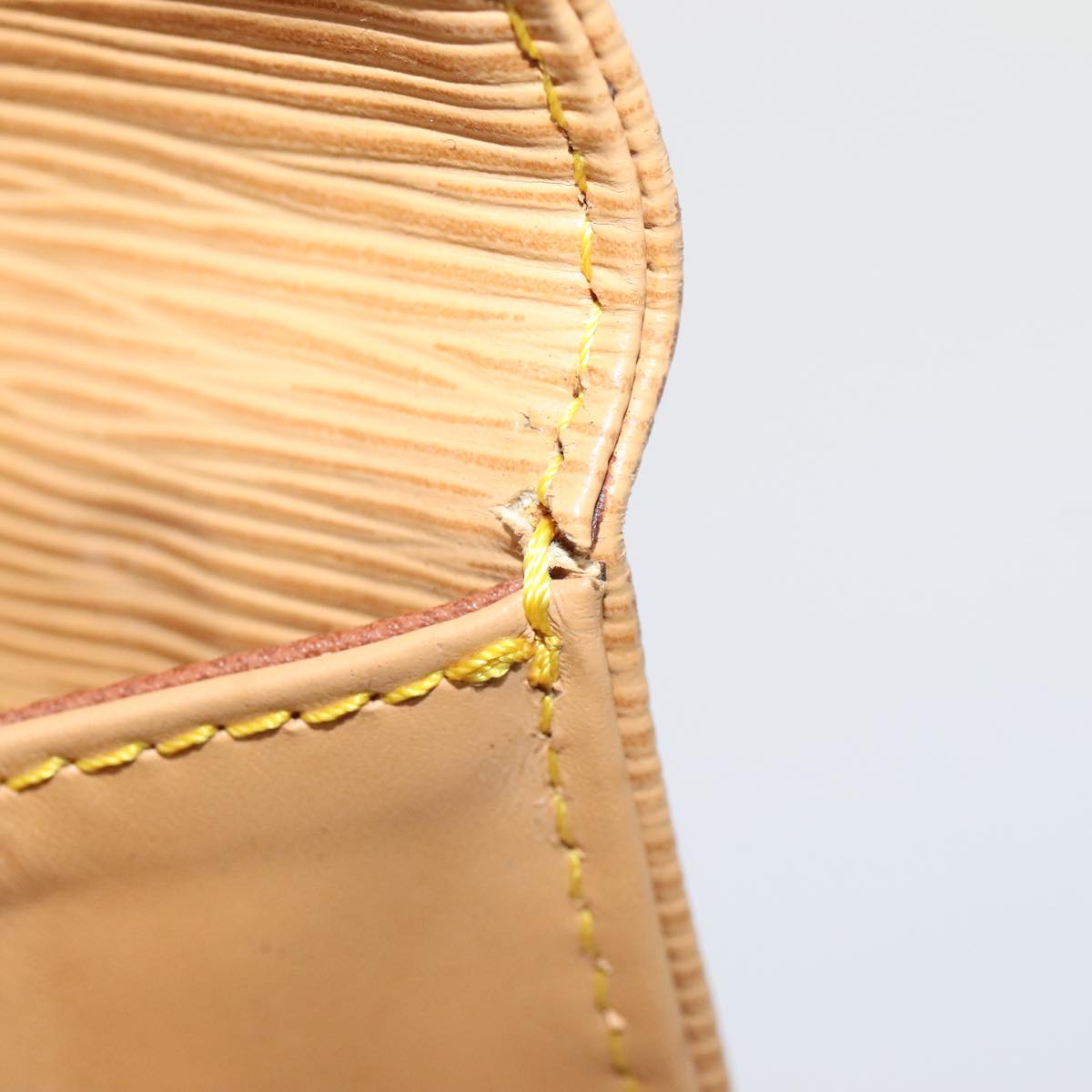 LOUIS VUITTON Epi Jena Clutch Bag Zipangu Gold M52726 LV 89288