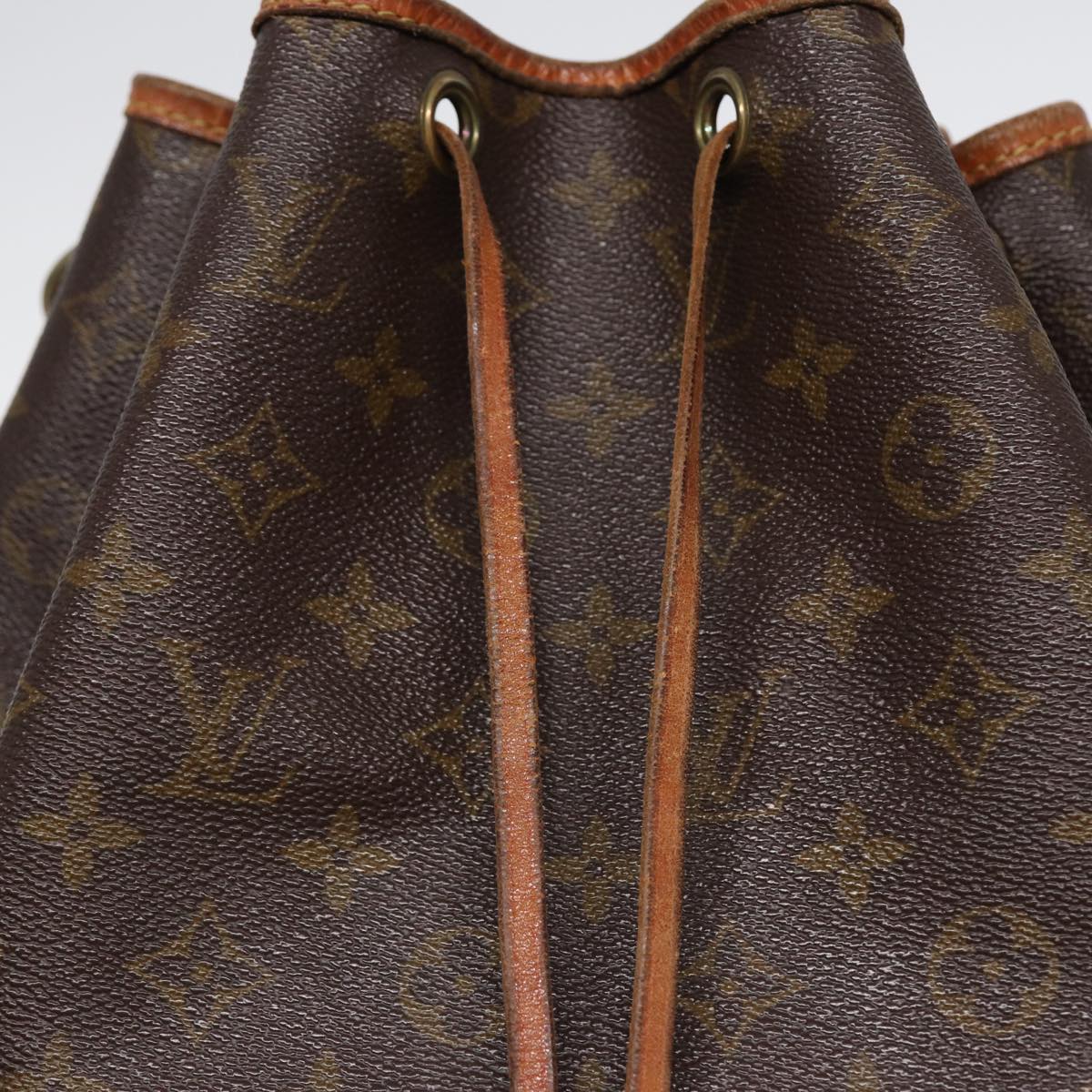 LOUIS VUITTON Monogram Noe Shoulder Bag M42224 LV 89331
