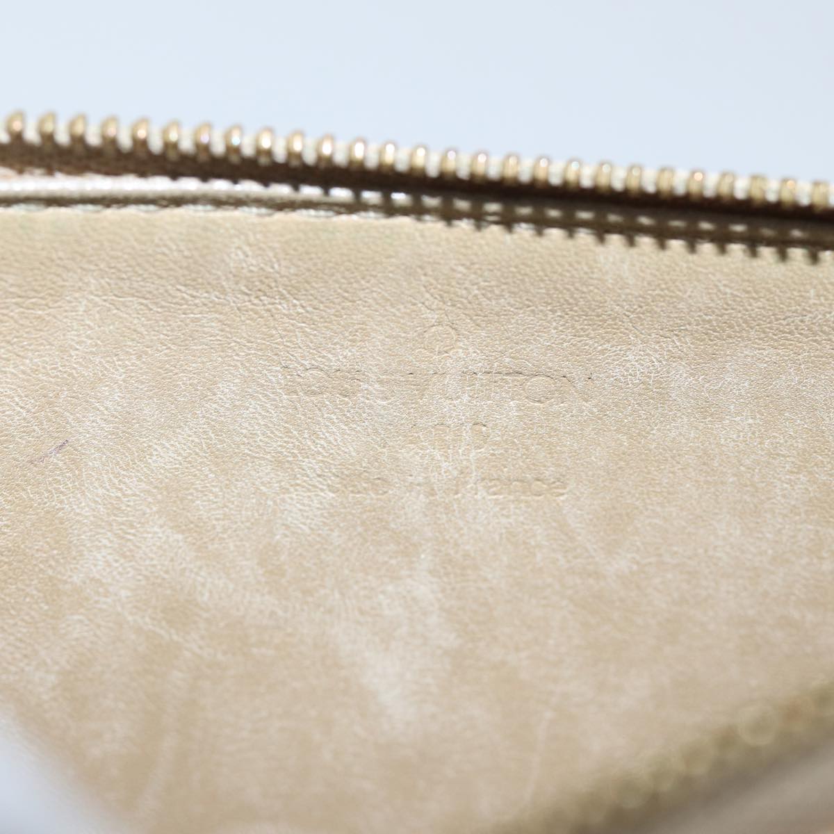 LOUIS VUITTON Monogram Vernis Lexington Accessory Pouch Beige M91010 89339