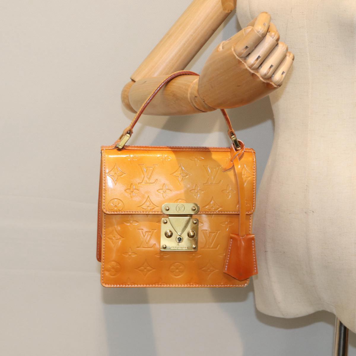 LOUIS VUITTON Vernis Spring Street Hand Bag Marshmallow Pink M91033 89424