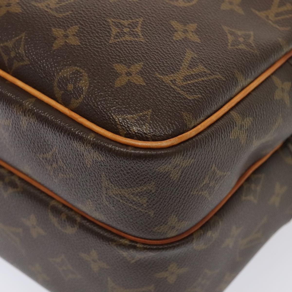 LOUIS VUITTON Monogram Reporter GM Shoulder Bag M45252 LV 89515