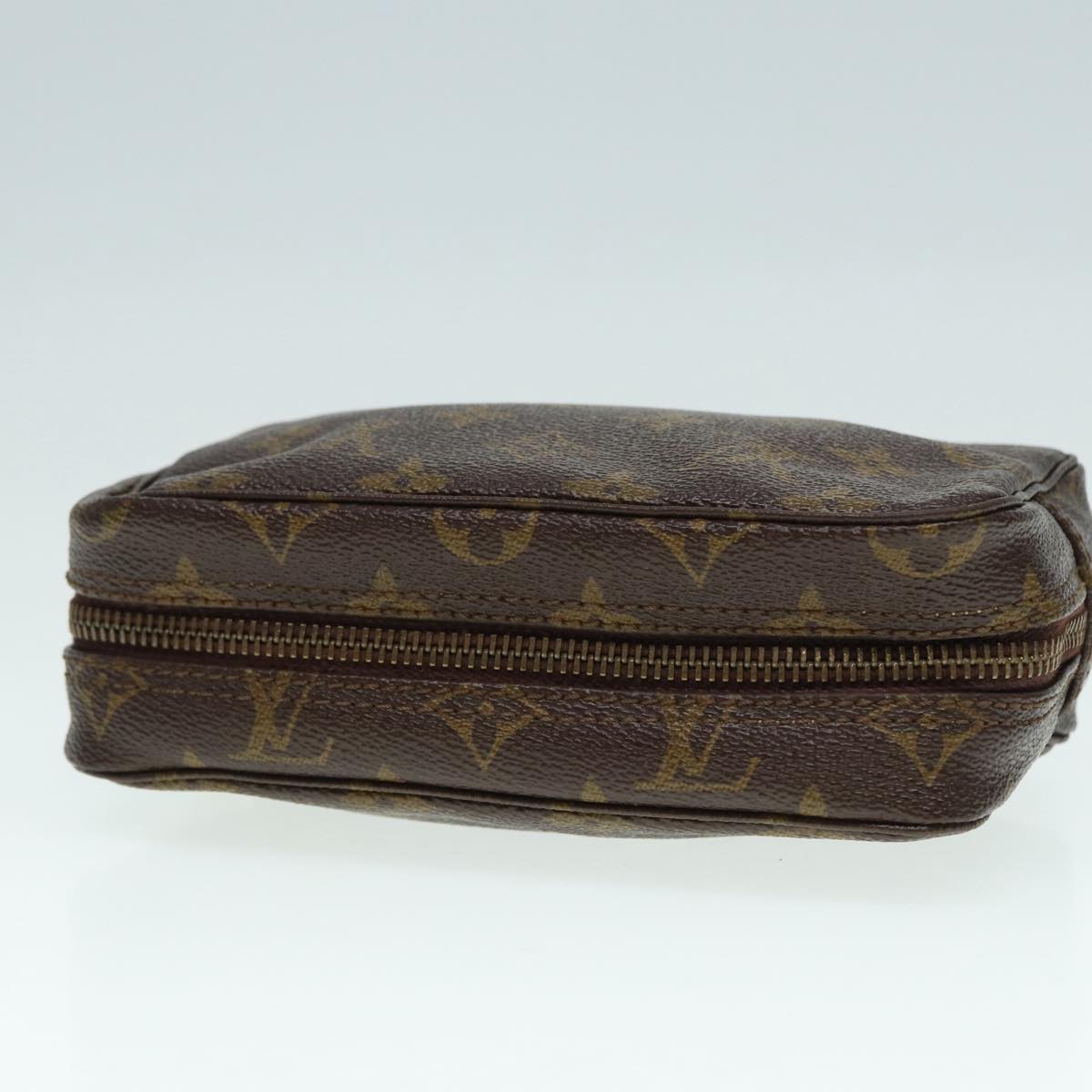 LOUIS VUITTON Monogram Trousse Toilette 18 Pouch M47526 LV 89526
