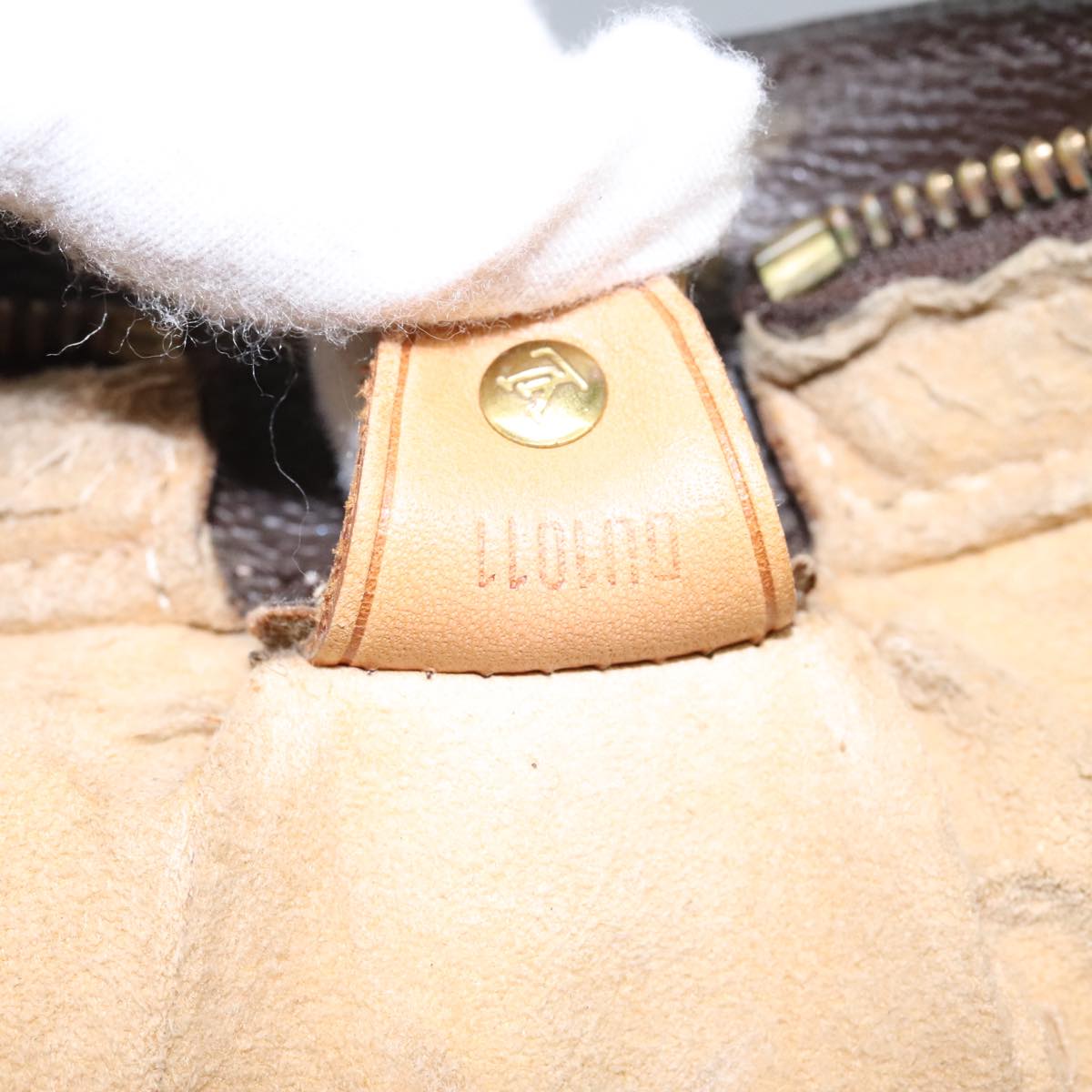 LOUIS VUITTON Monogram Looping GM Shoulder Bag M51145 LV 89528