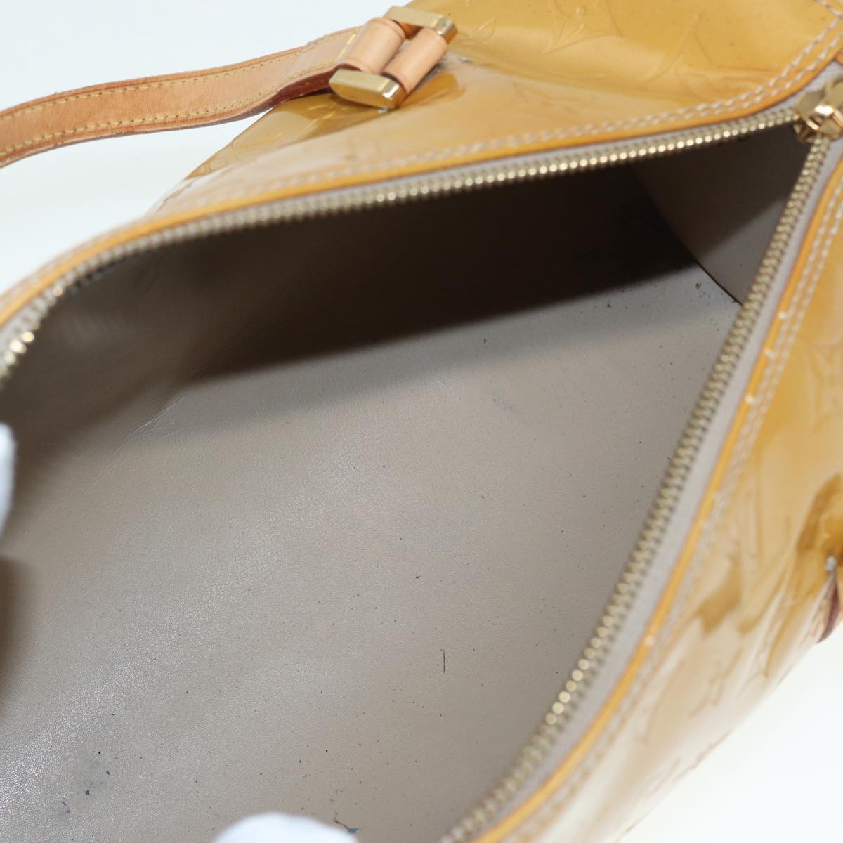 LOUIS VUITTON Monogram Vernis Bedford Hand Bag Beige M91006 LV 89536