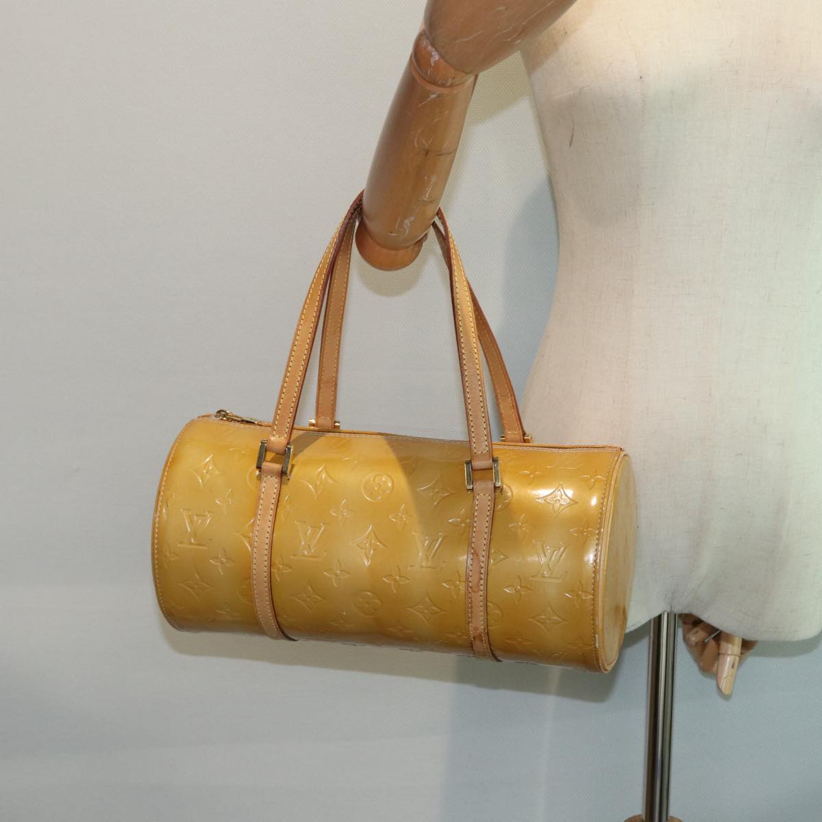 LOUIS VUITTON Monogram Vernis Bedford Hand Bag Beige M91006 LV 89536