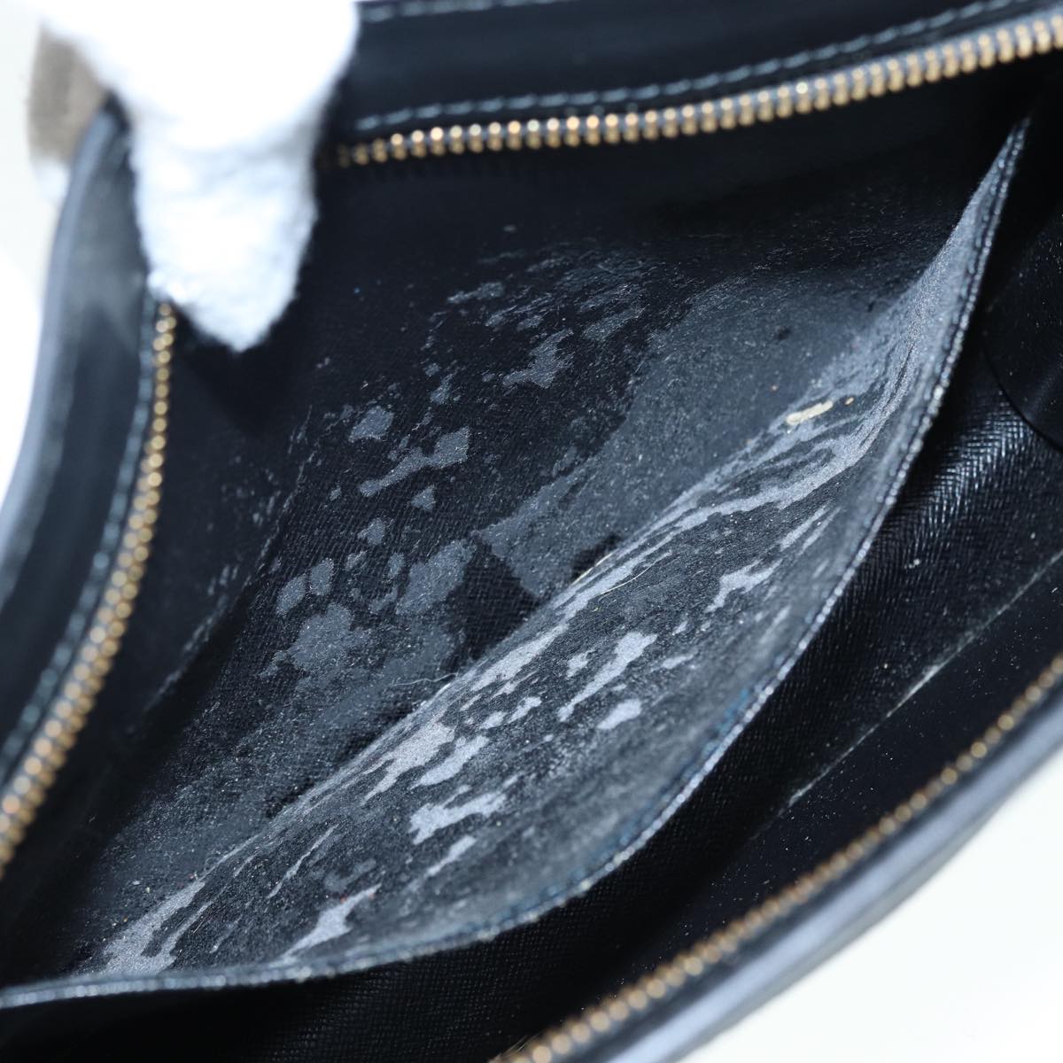 LOUIS VUITTON Epi Pochette Homme Clutch Bag Black Noir M52522 LV 89556