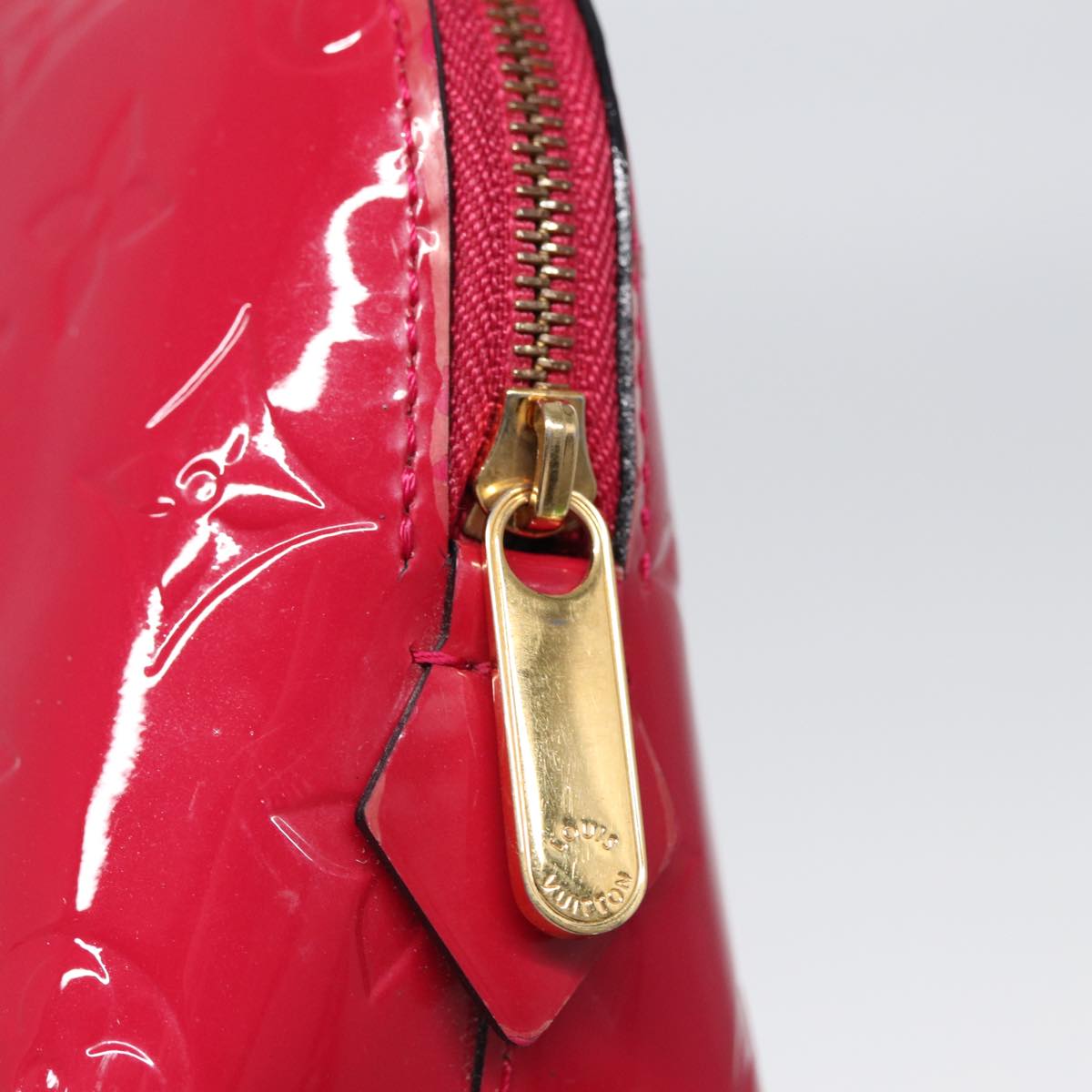 LOUIS VUITTON Monogram Vernis Pochette Cosmetic Pouch M90009 LV 89589
