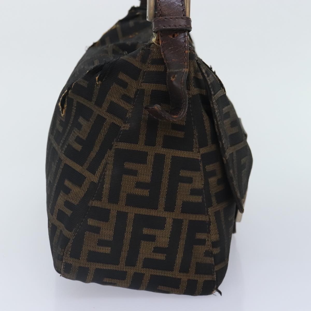 Luxury Fendi Zucca Canvas Mamma Baguette Shoulder Bag Brown Black gold89599