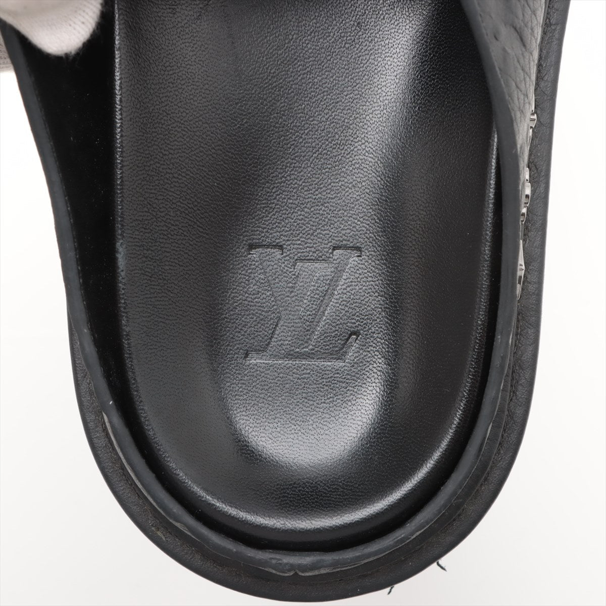 Louis Vuitton LV IJ Line 22 Years 7  Black FD0232 Monogram LX Logo