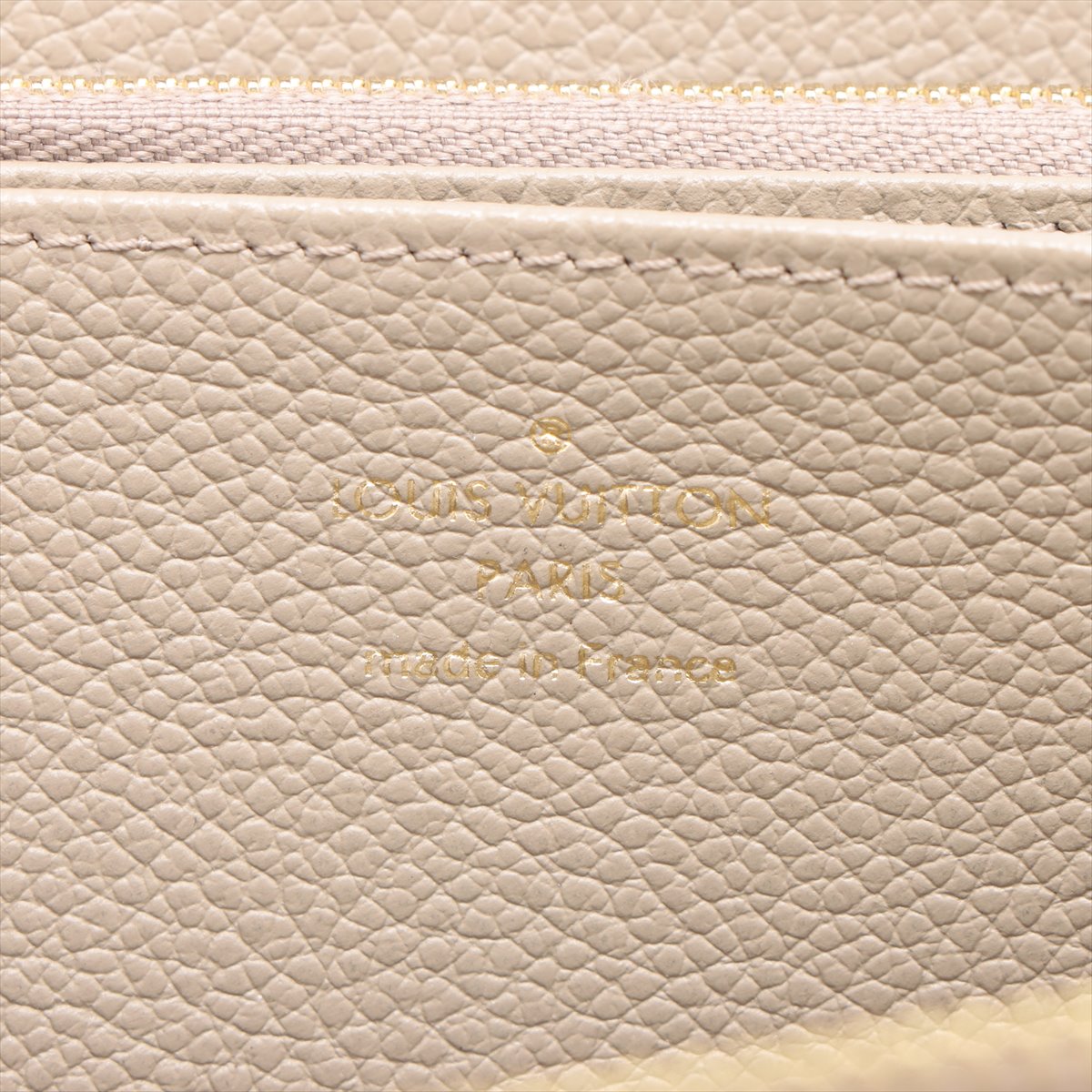 Louis Vuitton Monogram Amplant  Wallet M69034 Tour Trail Round Zip Wallet