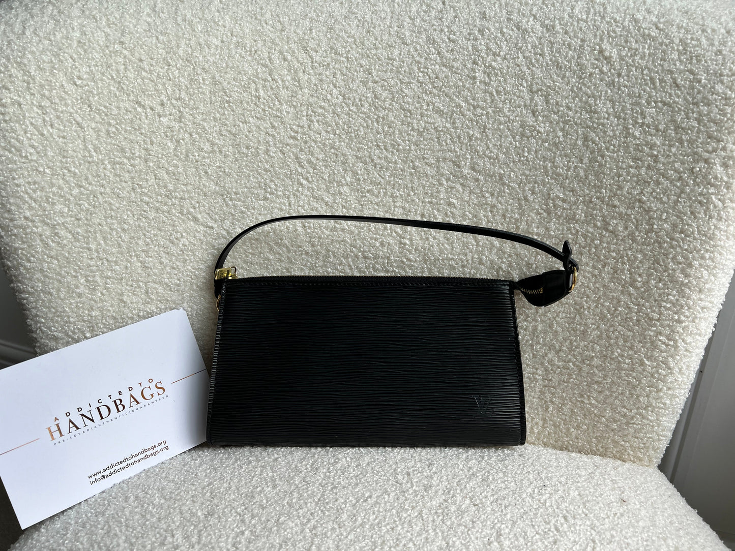 Louis Vuitton Vintage Black Epi Leather Pochette