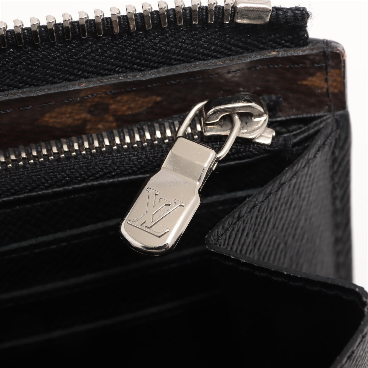 Louis Vuitton Monogram Makassar Zippyr Dragon M69407 Black X Brown Round Zipper Wallet