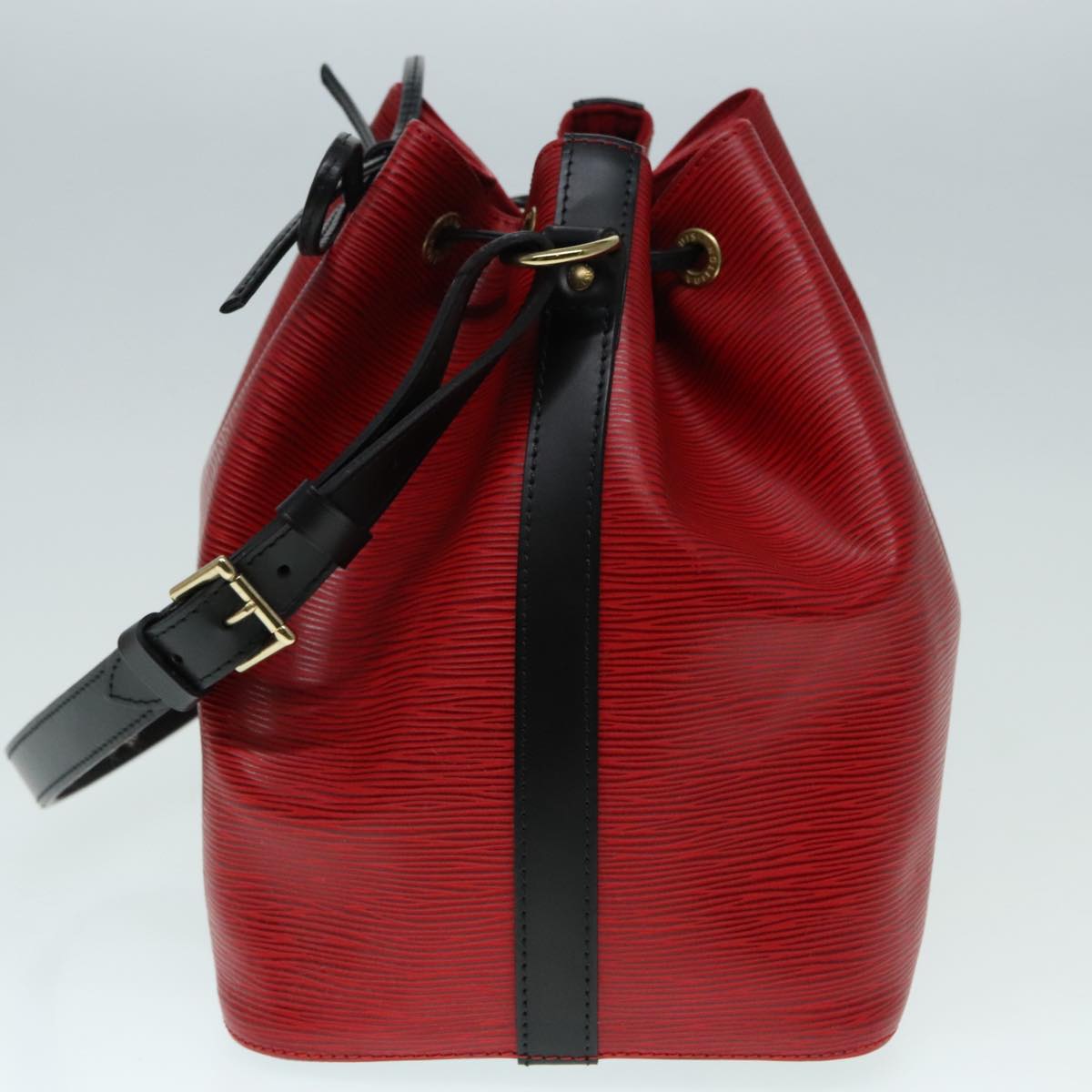 Louis Vuitton Petit Noé  Leather Shoulder Bag ()