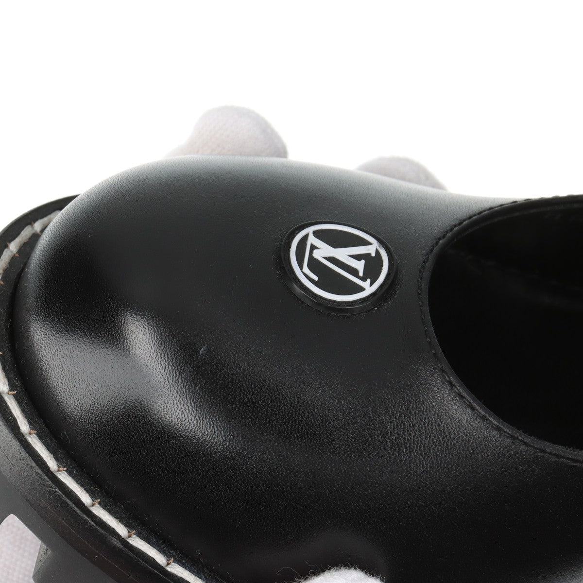 Louis Vuitton 22  Leather Strap Pump 38  Black x White MA0242 Monogram Berklo Box  Bag