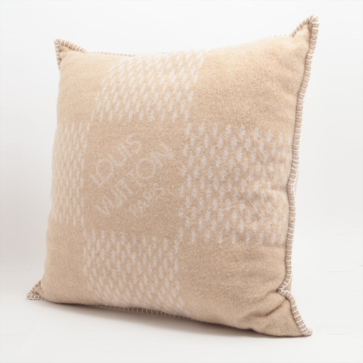 Louis Vuitton AB2282 Cashmere Pillow Beige M96541