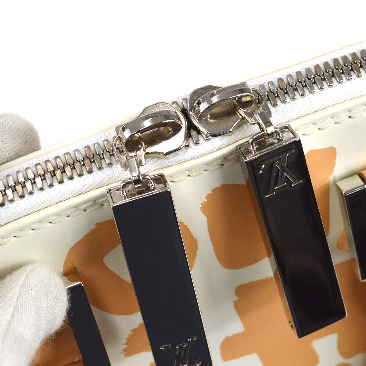 Louis Vuitton 2001 Graffiti Alma MM Beige M92180