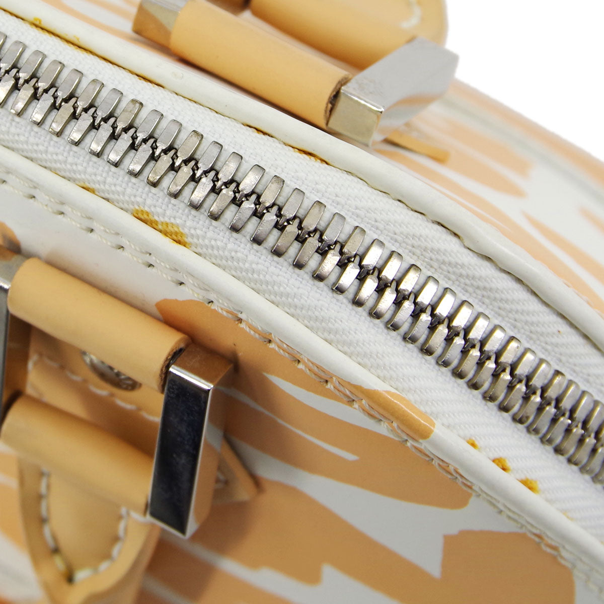 Louis Vuitton 2001 Graffiti Alma PM M92178