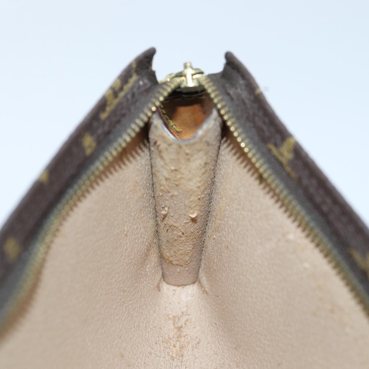 LOUIS VUITTON Monogram Bucket GM Pouch Accessory Pouch LV 90330