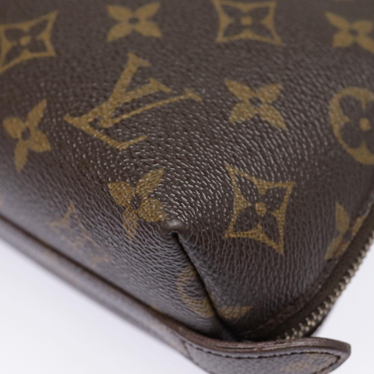 LOUIS VUITTON Monogram Trousse Demi Ronde Cosmetic Pouch M47520 LV 90331