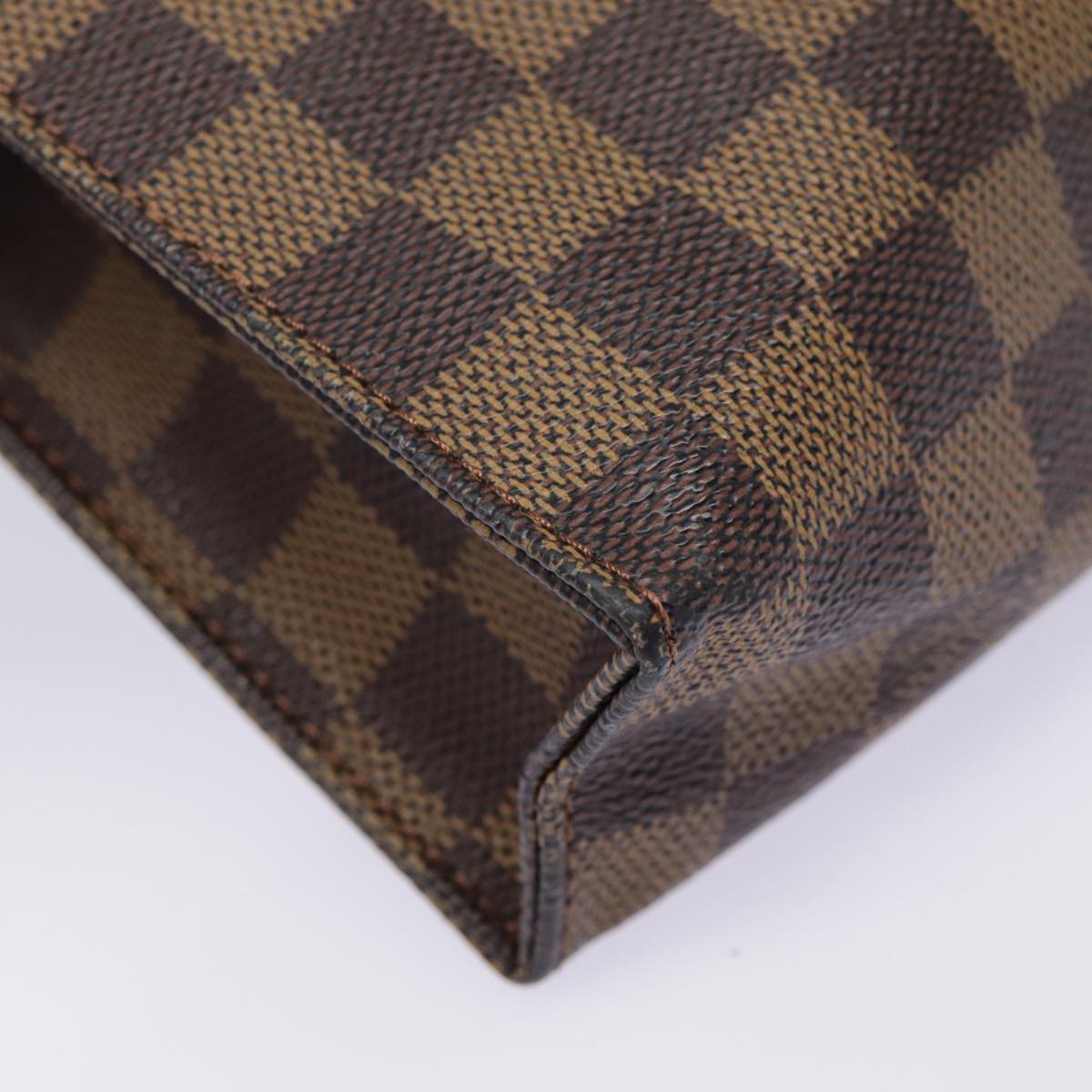 LOUIS VUITTON Damier Ebene Poche Toilette 26 Pouch N47543 LV 90357