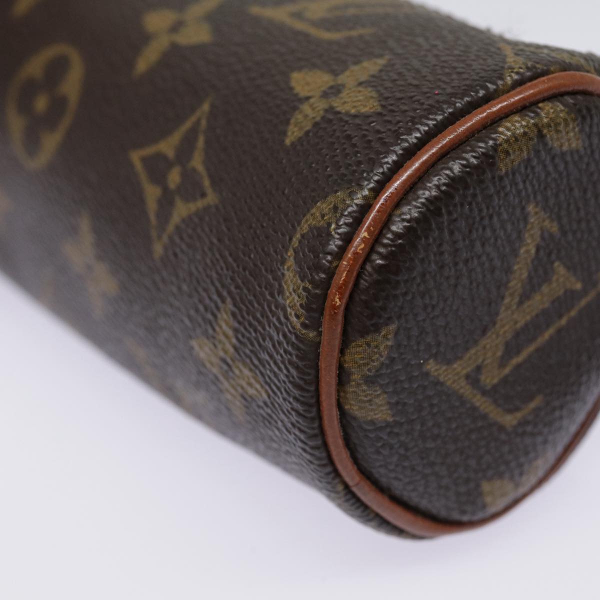 LOUIS VUITTON Monogram Papillon Pouch LV 90359