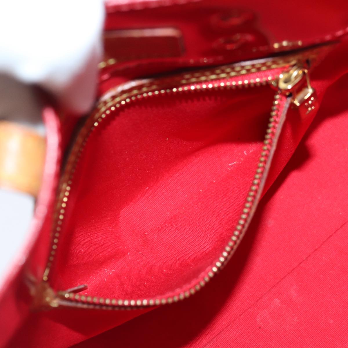 LOUIS VUITTON Monogram Vernis Reade PM Hand Bag Red Rouge M91088 LV 90375