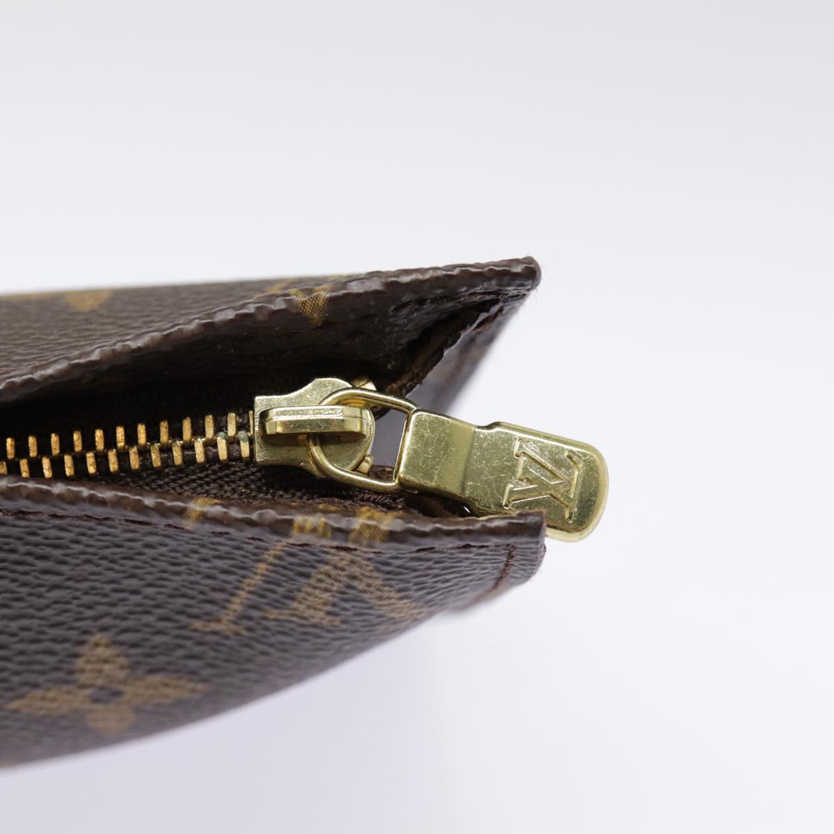 LOUIS VUITTON Monogram Bucket GM Pouch Accessory Pouch LV 90388