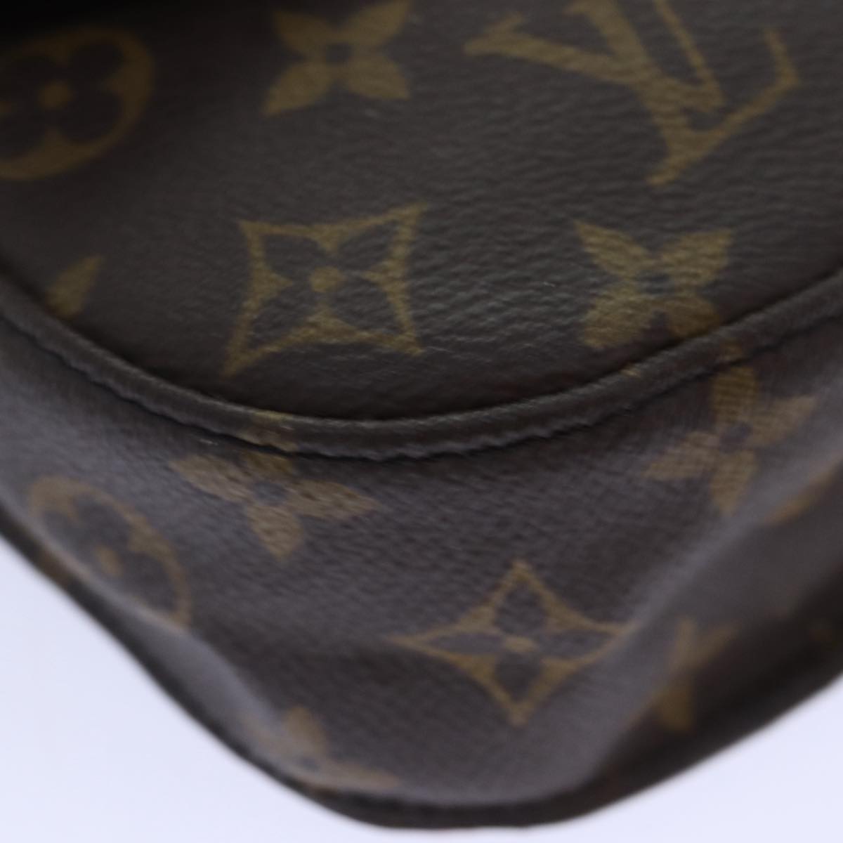 LOUIS VUITTON Monogram Saint Cloud MM Shoulder Bag M51243 LV 90396