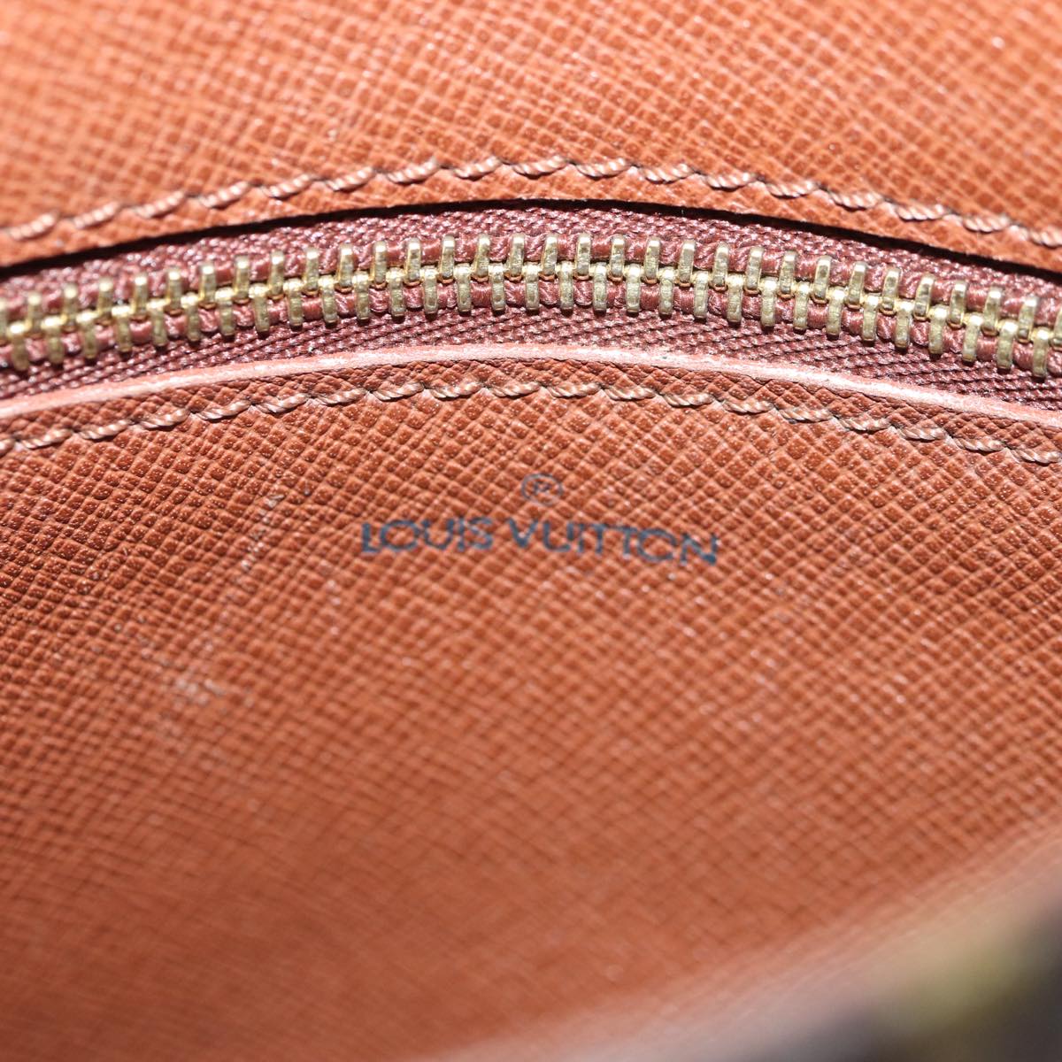 LOUIS VUITTON Monogram Saint Cloud MM Shoulder Bag M51243 LV 90396