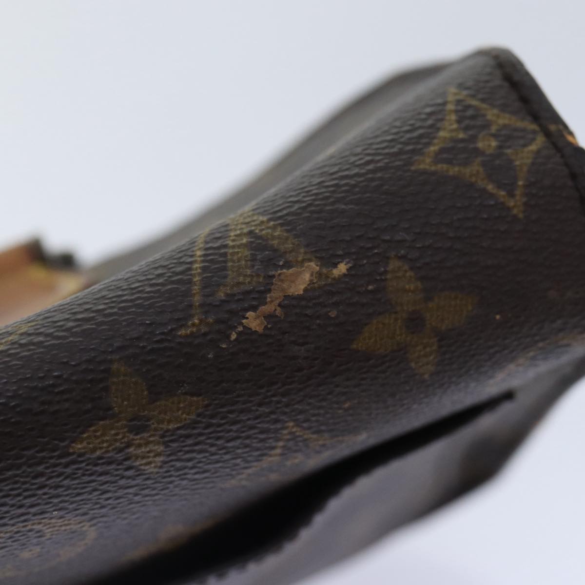 LOUIS VUITTON Monogram Saint Cloud MM Shoulder Bag M51243 LV 90396