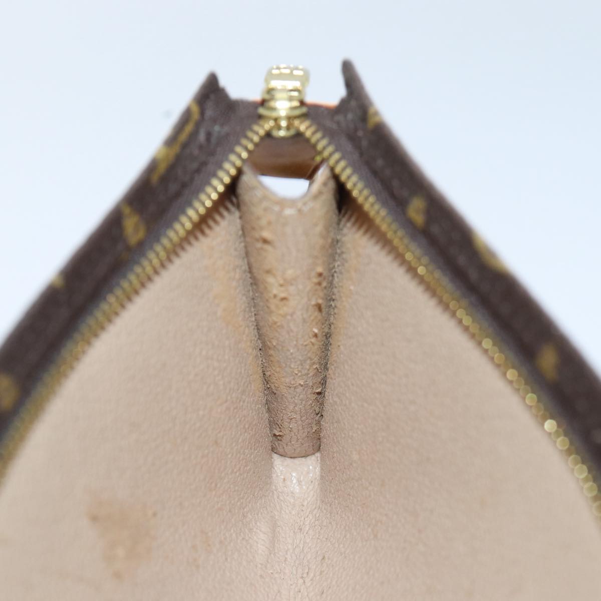 LOUIS VUITTON Monogram Bucket GM Pouch Accessory Pouch LV 90399