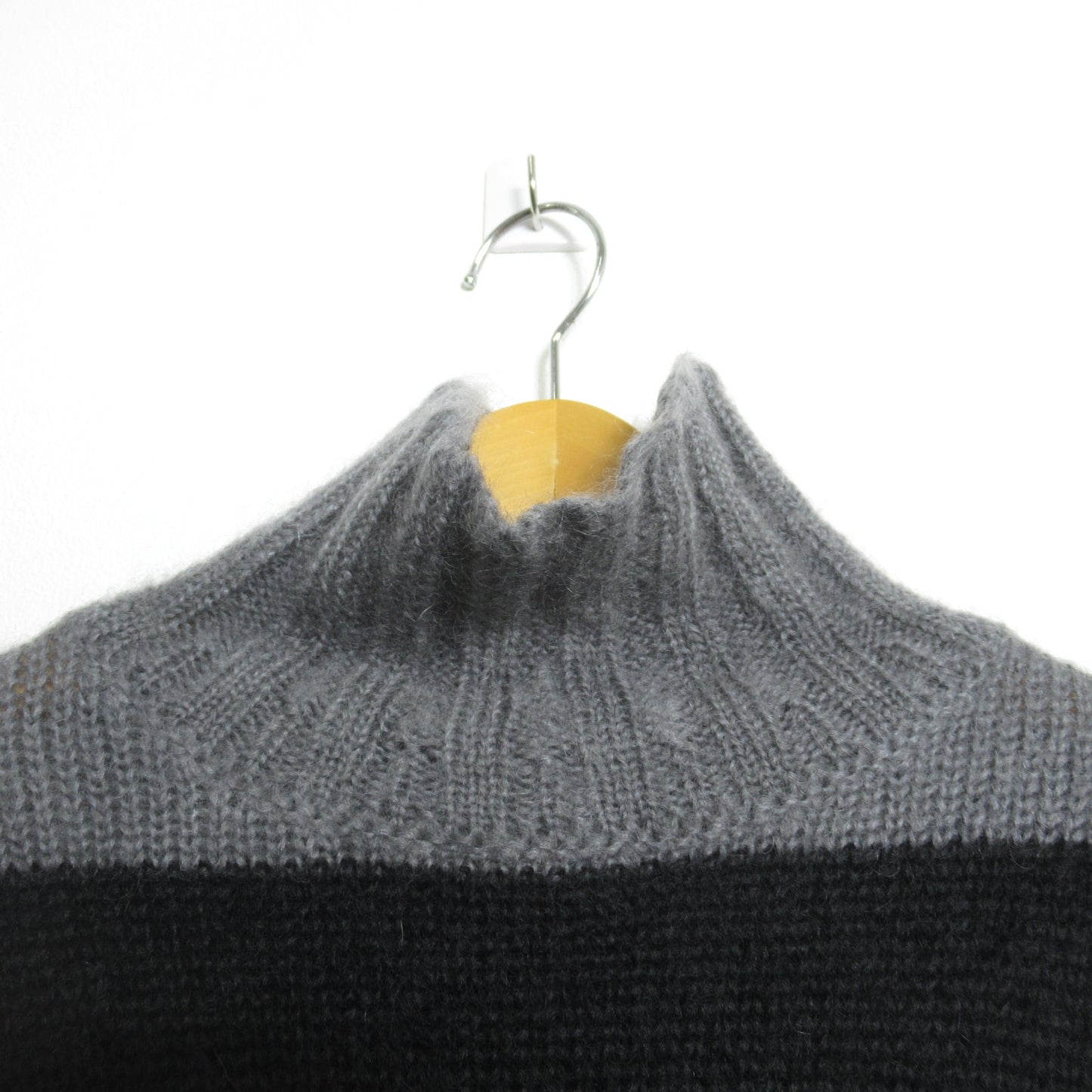 Luxury Fendi Turtle Knit Knit Others Mohair Gray Black