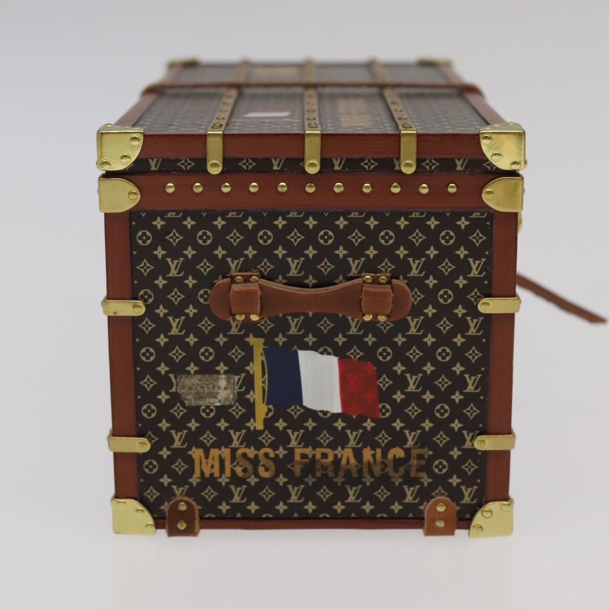 LOUIS VUITTON Miss France Paper Weight Brown M99408 LV 91321