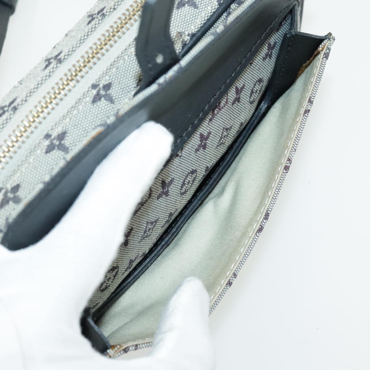 LOUIS VUITTON Monogram Mini Juliet MM Shoulder Bag Navy M92217 LV 93072