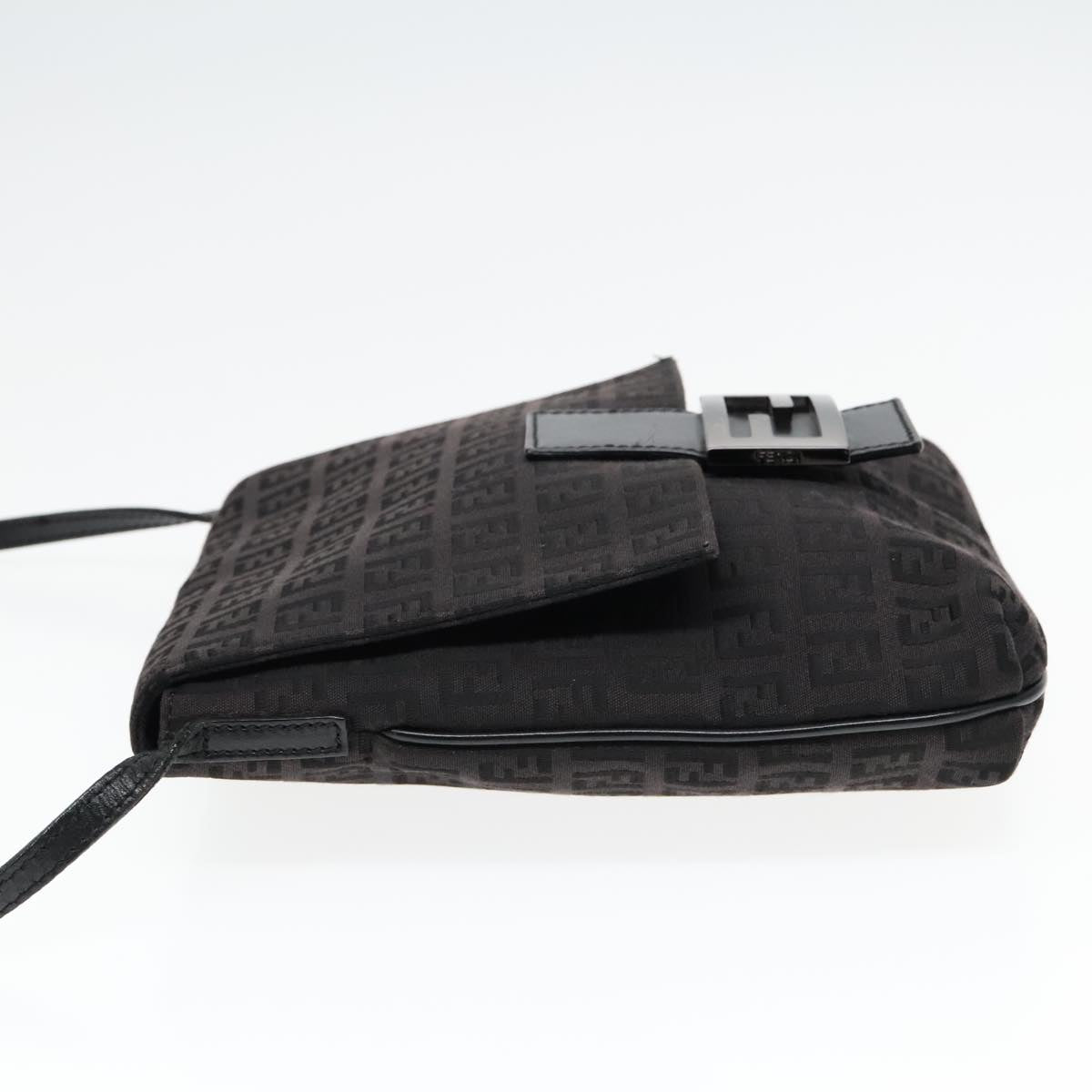 Luxury Fendi Zucchino Canvas Shoulder Bag Black93358