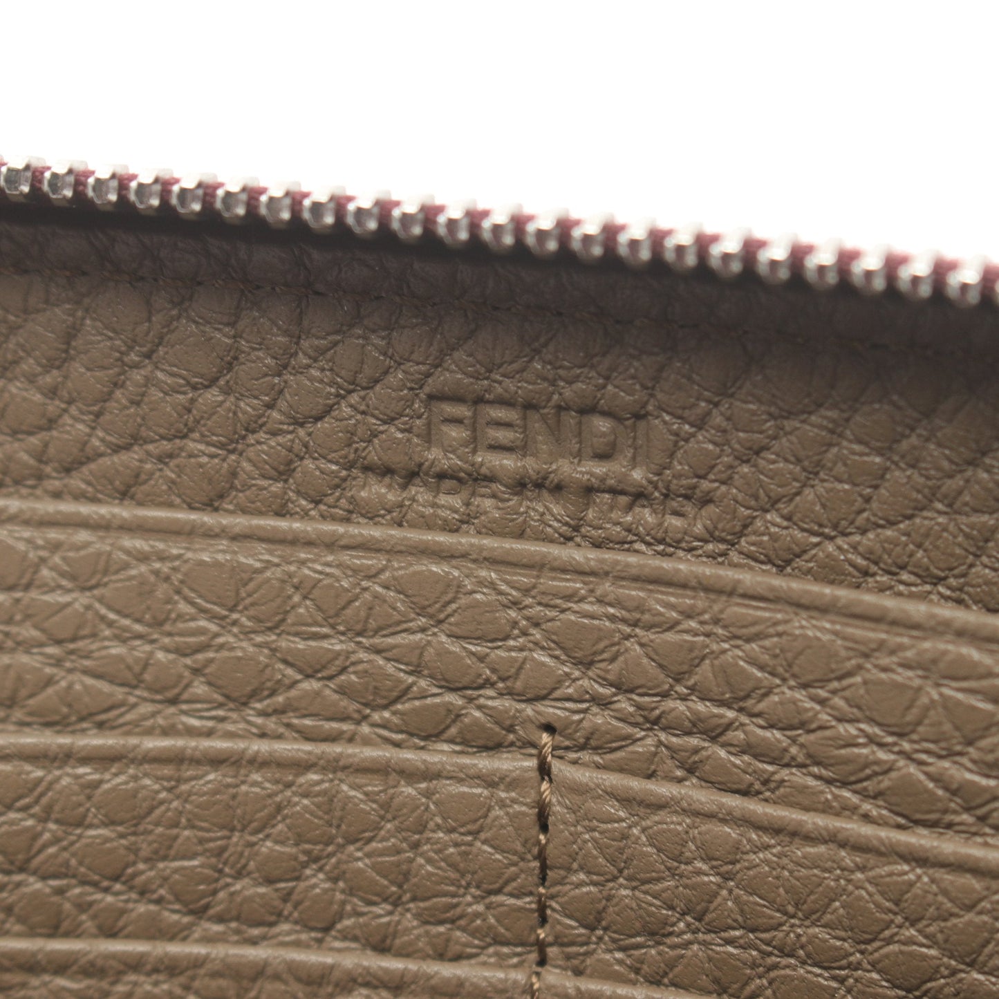 Luxury Fendi Round zipper long wallet Leather Bordeaux Logo
