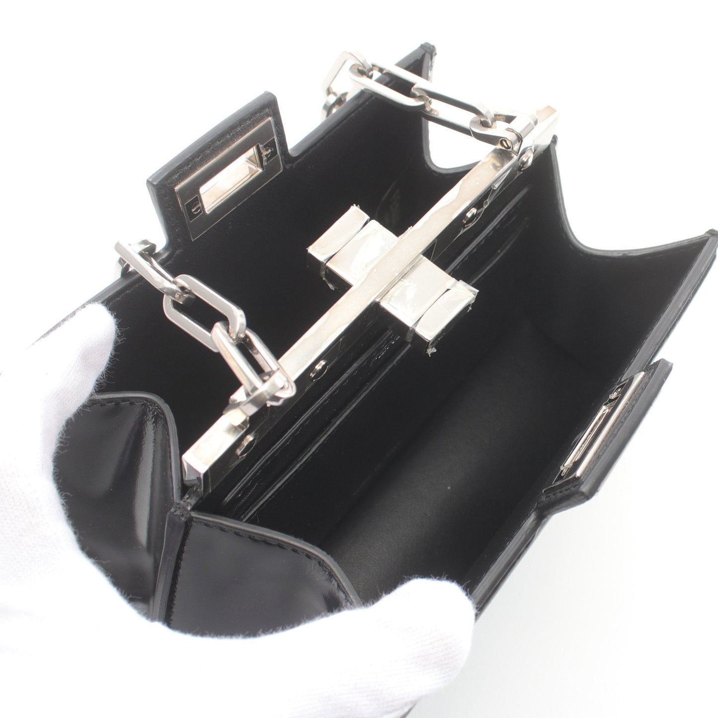 Luxury Fendi Peekaboo Cut Mini Chain shoulder bag Leather Black