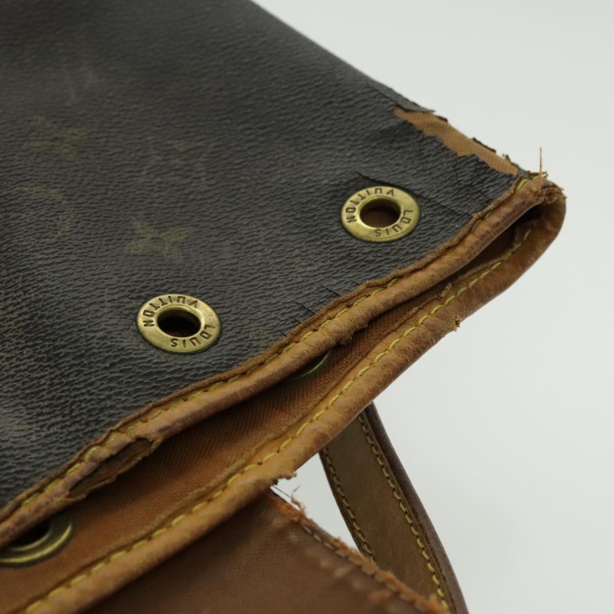 LOUIS VUITTON Monogram Montsouris MM Backpack M51136 LV 94287