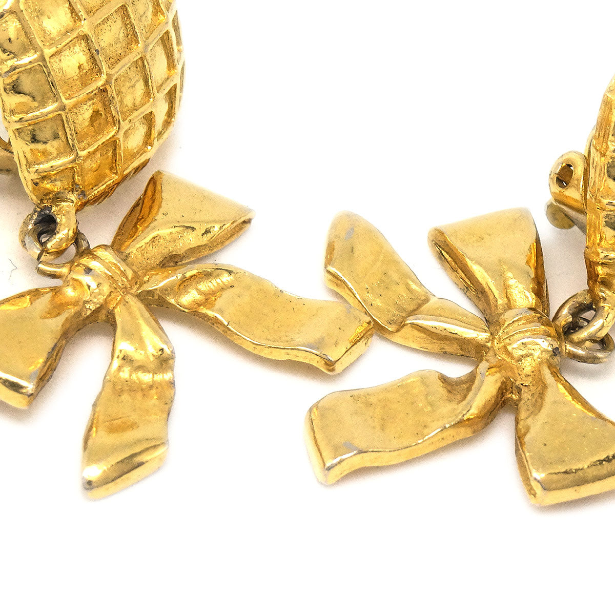 Luxury Chanel Bow Dangle Earrings Clip-On Gold