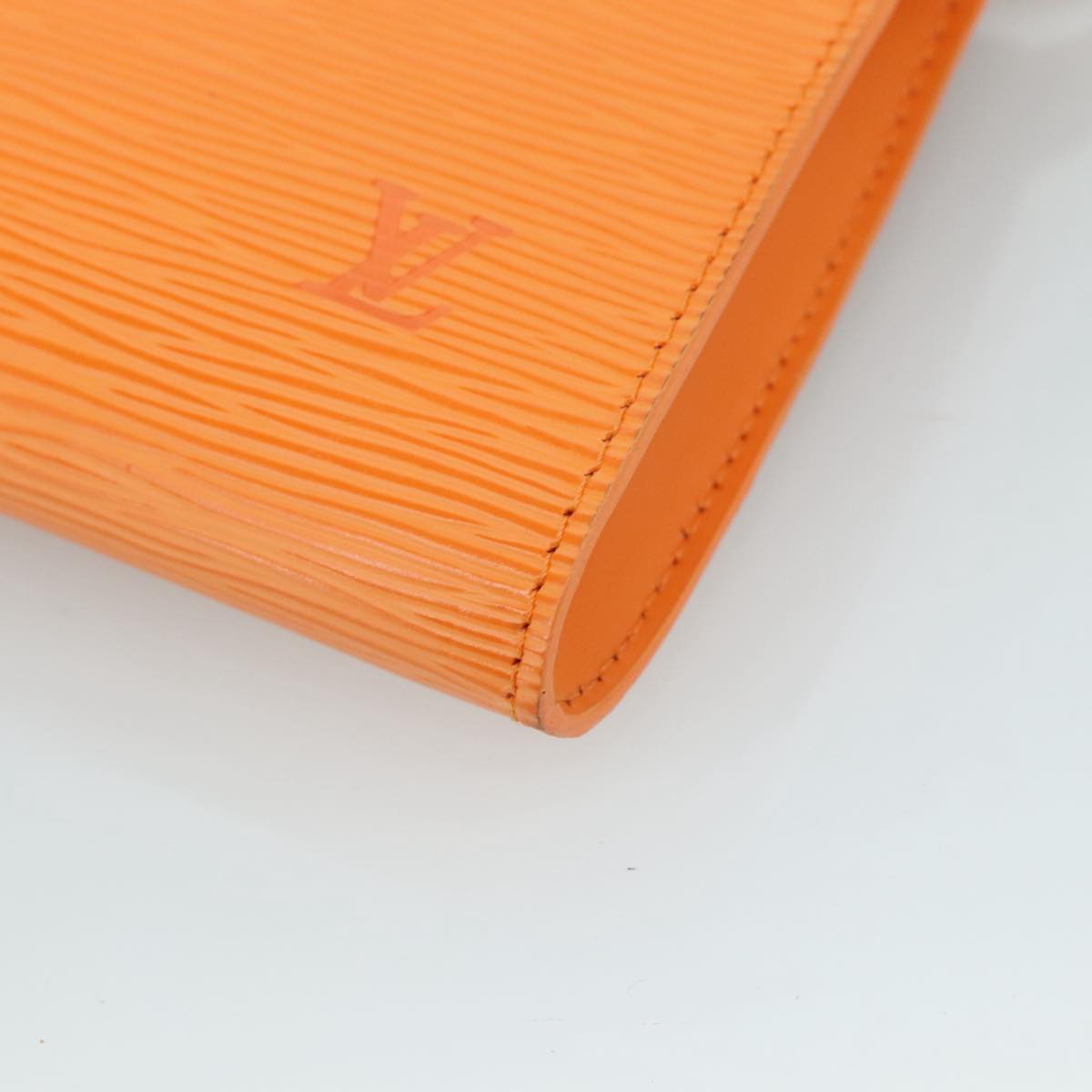 LOUIS VUITTON Epi Pochette Accessoires Pouch Orange Mandarin M5294H 94485