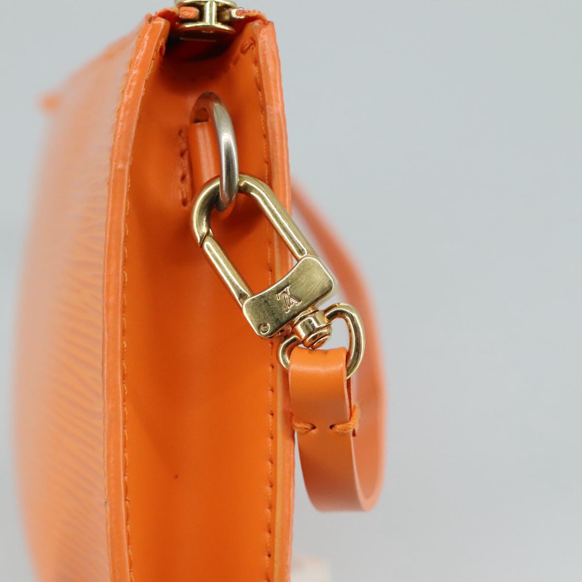 LOUIS VUITTON Epi Pochette Accessoires Pouch Orange Mandarin M5294H 94485