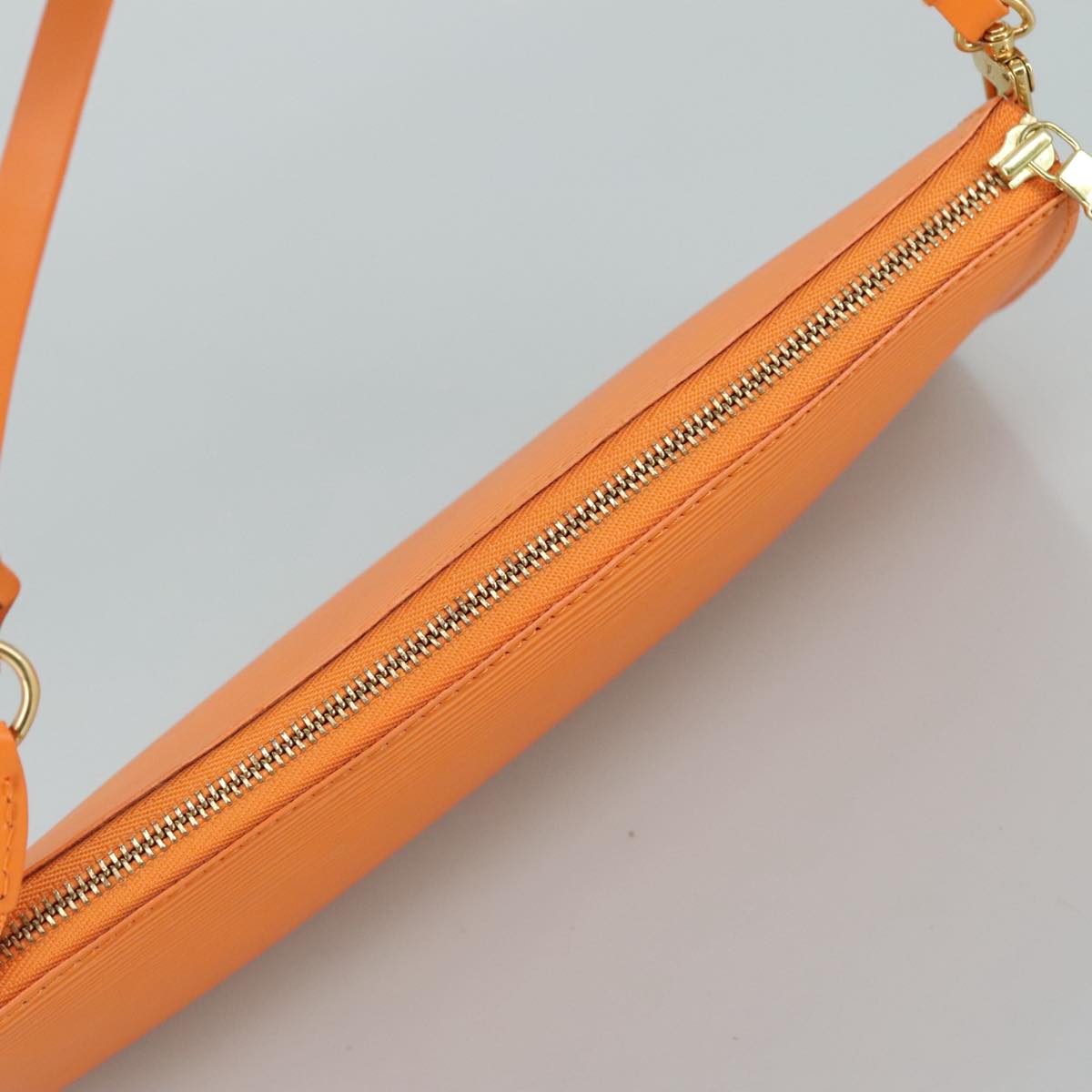 LOUIS VUITTON Epi Pochette Accessoires Pouch Orange Mandarin M5294H 94485