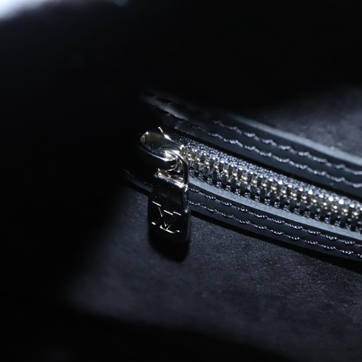 LOUIS VUITTON Epi LV × Supreme Keepall Bandouliere 55 Bag M53433 LV 95128S