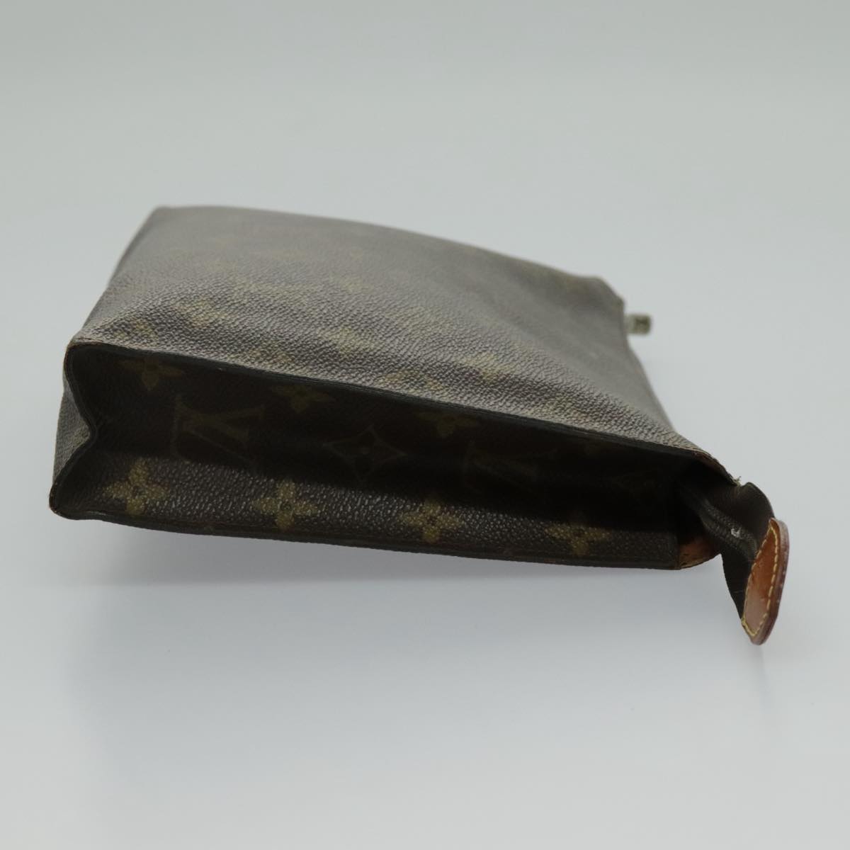 LOUIS VUITTON Monogram Poche Toilette 26 Pouch M47542 LV 95742