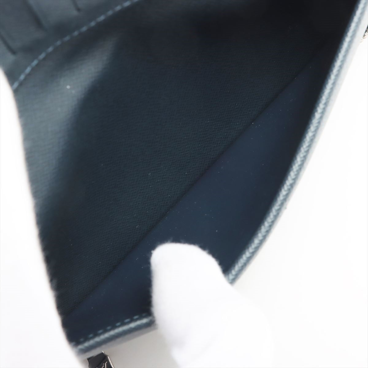 Louis Vuitton Taiga Zippy Wallet Vertical M30510 Navy Wallet