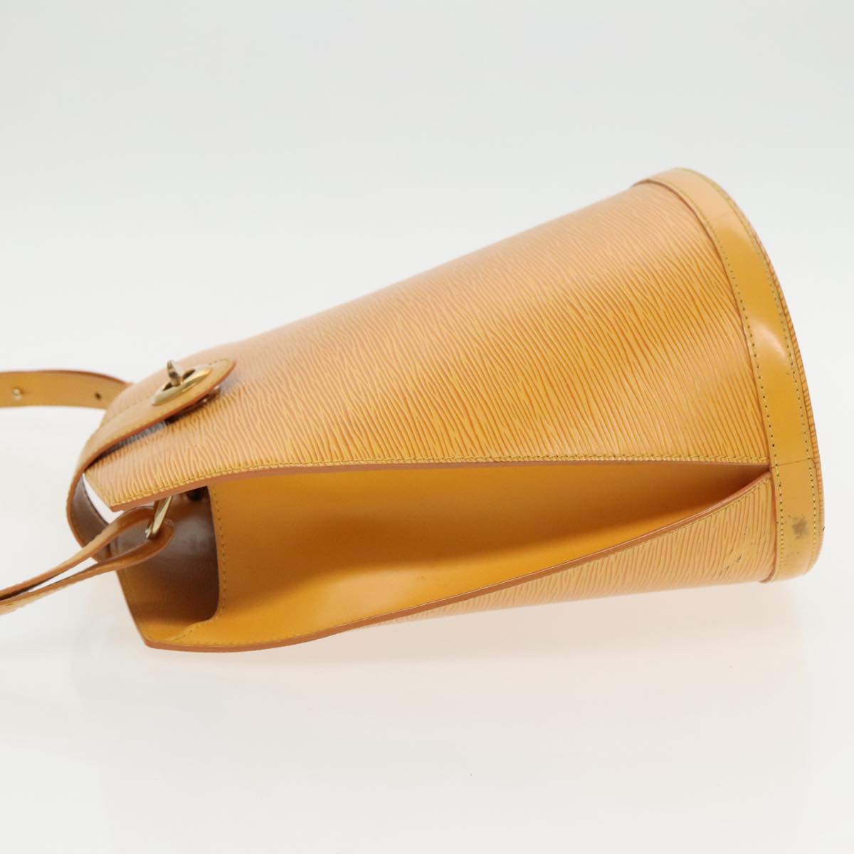 LOUIS VUITTON Epi Cluny Shoulder Bag Yellow M52259 LV 96140