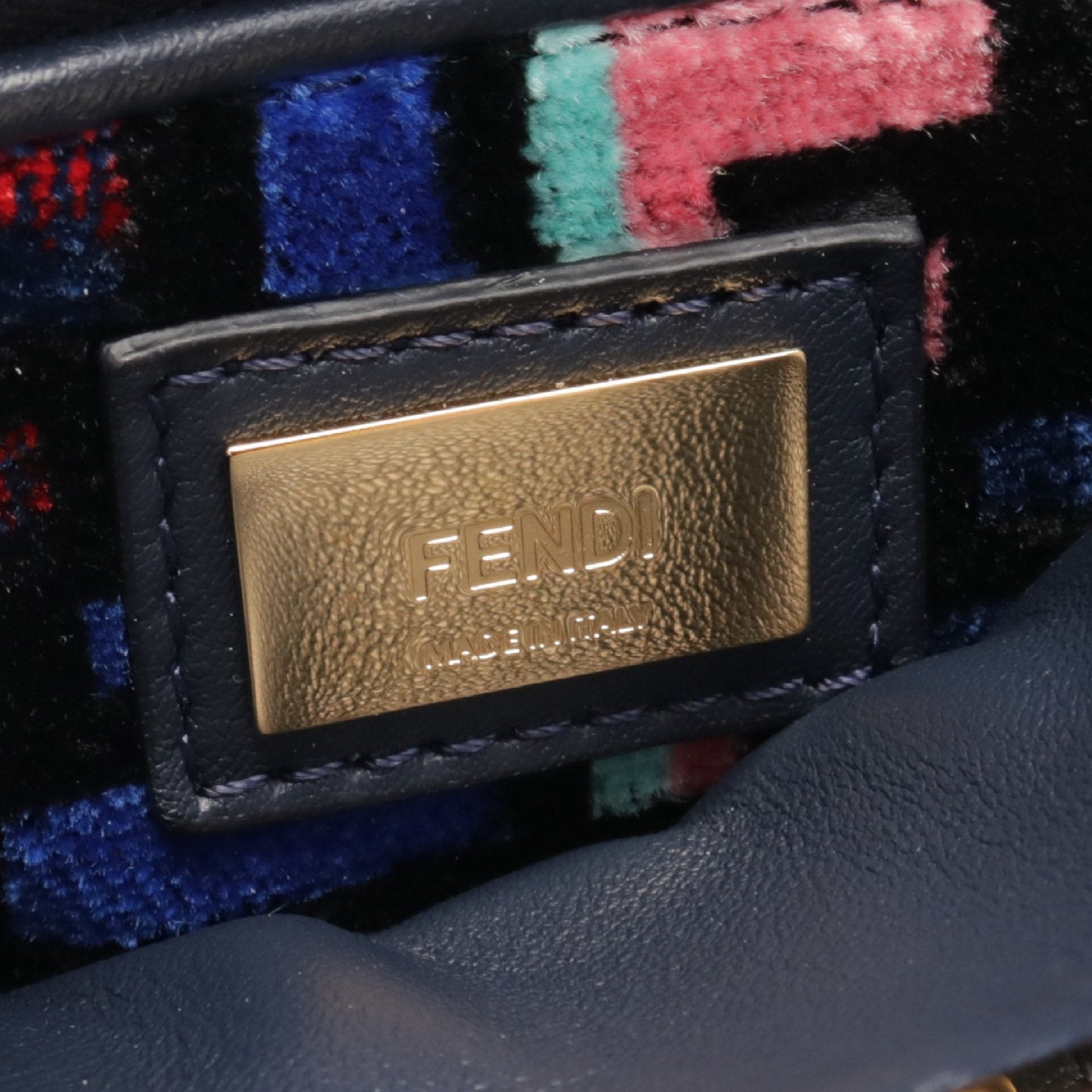Luxury Fendi Ｍini Peekaboo Iconic Handbag Leather Navy 2WAY
